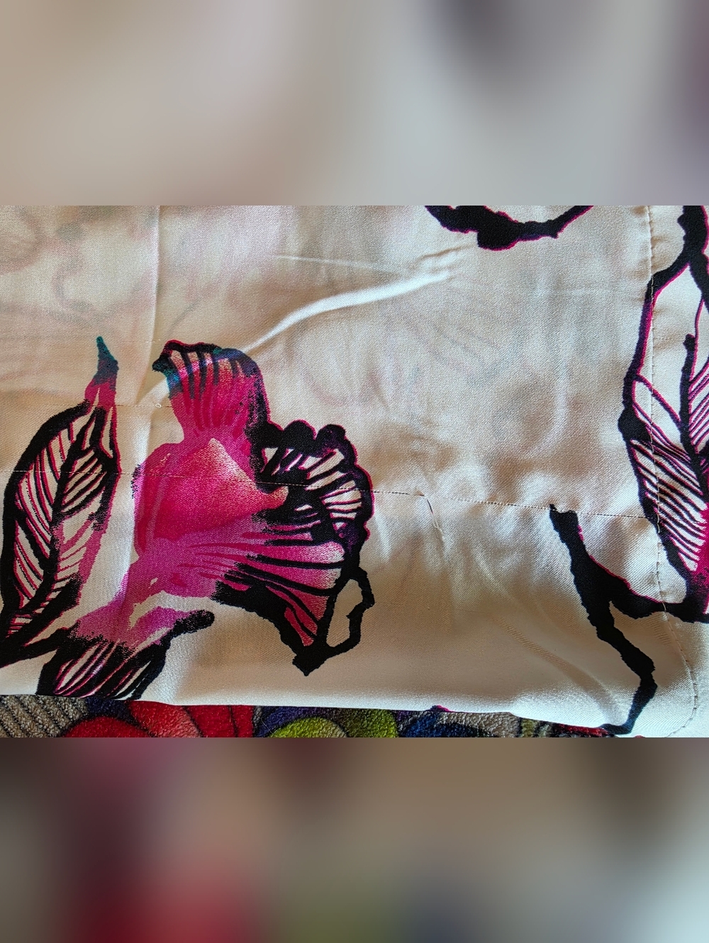 Natori Robe & Slip - Picture 8 of 10